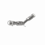 MagnaFlow direct-fit catalytic converter fits 2004-2010 Volvo S40 and 2005-2010 Volvo V50. Avoid potential exhaust leaks by using the included gaskets to get a proper seal and 2005