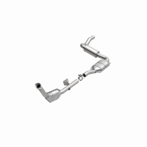 MagnaFlow direct-fit catalytic converter fits 2003 Mercedes-Benz ML320 3.2L and 2003 Mercedes ML320 3.2L stainless steel CARB compliant OBDII 51843