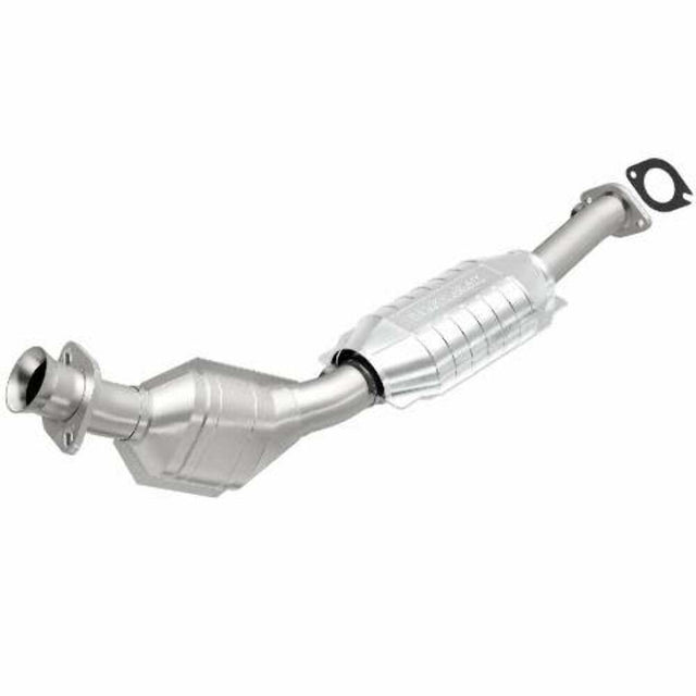 MagnaFlow direct-fit catalytic converter fits 1995-2002 Mercury Grand Marquis, Lincoln Town Car, and additional vehicles and 1996-2000 Crown Vic 4.6L stainless steel CARB compliant
