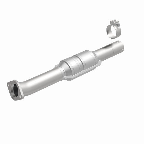 MagnaFlow direct-fit catalytic converter fits 2010-2012 VENZA 2.7L stainless steel CARB compliant OBDII 52108