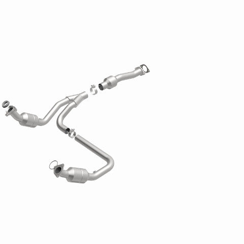 MagnaFlow direct-fit catalytic converter fits 2009-2014 Chevrolet Express 1500, 2009-2011 Chevrolet Express 3500, and additional vehicles and 2011-2014 EXPRESS 1500 stainless steel