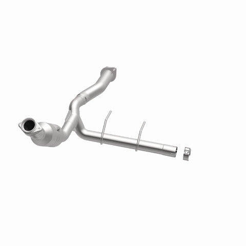 MagnaFlow direct-fit catalytic converter for 2011-2014 Ford F-150 5.0L stainless steel CARB compliant OBDII 52139