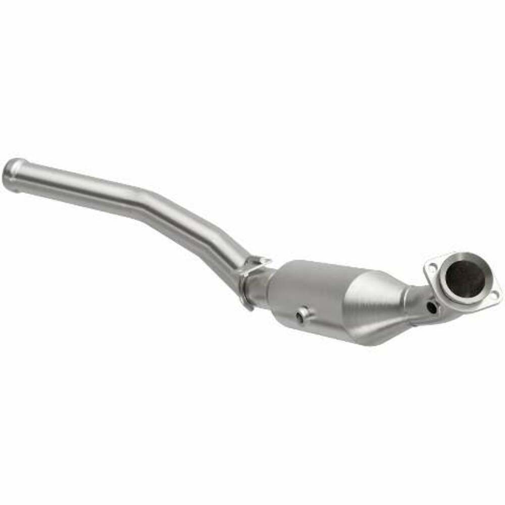 MagnaFlow direct-fit catalytic converter fits 2007-2012 Mercedes-Benz GL450, 2008-2012 Mercedes-Benz GL550, and more, this and 2007-2012 GL450 4.6 L stainless steel CARB compliant 