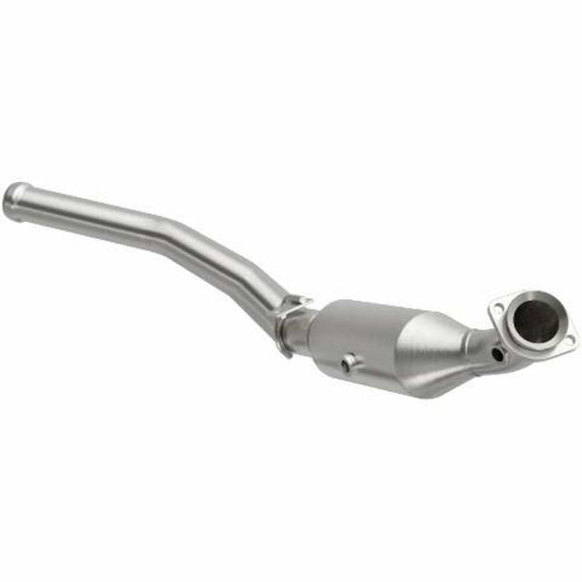 MagnaFlow direct-fit catalytic converter fits 2007-2012 Mercedes-Benz GL450, 2008-2012 Mercedes-Benz GL550, and more, this and 2007-2012 GL450 4.6 L stainless steel CARB compliant 