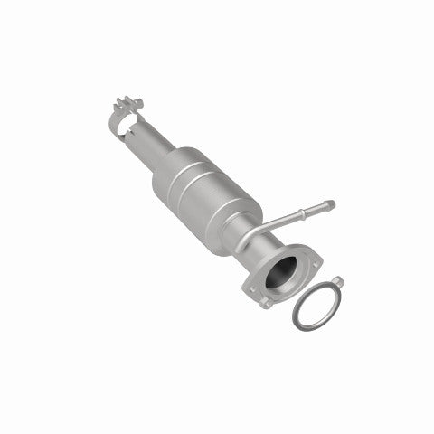 MagnaFlow direct-fit catalytic converter fits 2009-2012 Toyota Highlander 2.7L stainless steel CARB compliant OBDII 52207