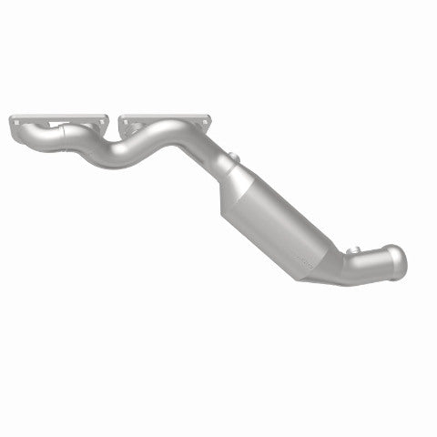 MagnaFlow direct-fit catalytic converter fits 2007-2010 X5 4.8 L stainless steel CARB compliant OBDII 52237