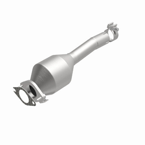 MagnaFlow direct-fit catalytic converter fits 2010-2013 TRANSIT CONNECT 2.0 L stainless steel CARB compliant OBDII 52270