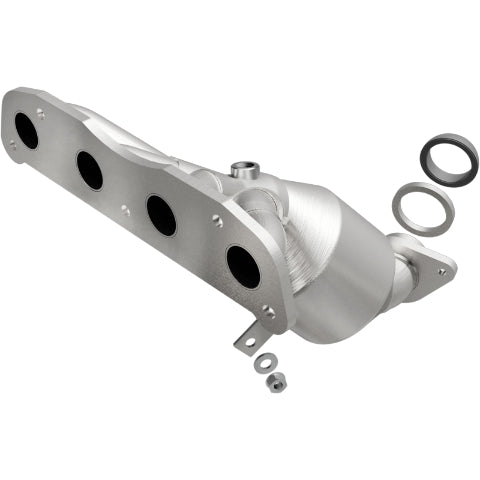 MagnaFlow direct-fit catalytic converter for 2009-2017 Nissan Sentra stainless steel CARB compliant 52271
