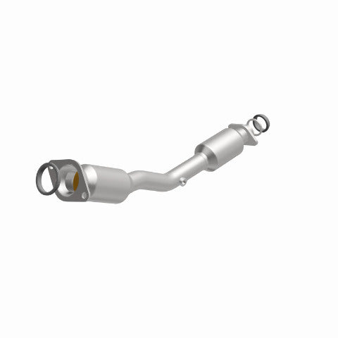 MagnaFlow direct-fit catalytic converter fits 2009-2013 Cube 1.8 L stainless steel CARB compliant 52327