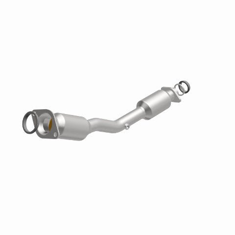 MagnaFlow direct-fit catalytic converter fits 2009-2013 Cube 1.8 L stainless steel CARB compliant 52327