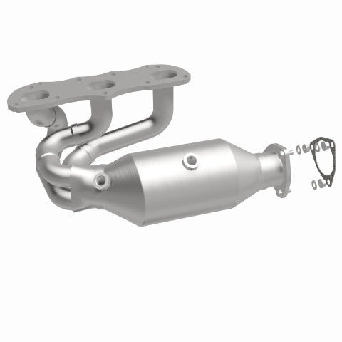 MagnaFlow direct-fit catalytic converter fits 2012-2015 911 H6 3.8 3.8 inch inlet/outlet stainless steel CARB compliant 52388