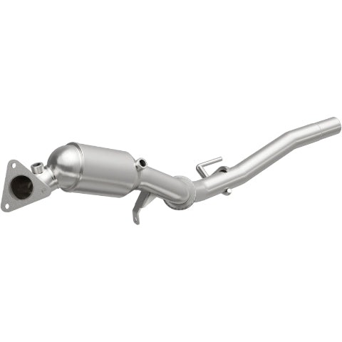 MagnaFlow direct-fit catalytic converter fits 2011-2018 Porsche Cayenne 3.6L and 2011-2017 Volkswagen Touareg 3.6L stainless steel CARB compliant OBDII 52411
