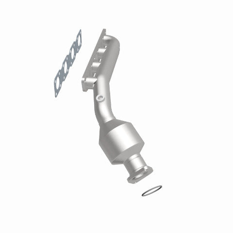 MagnaFlow direct-fit catalytic converter fits 2003-2004 INFINITI M45 and 2003-2006 INFINITI Q45, this and 2003-2004 M45 V8 4.5 4.5 inch inlet/outlet stainless steel CARB compliant 
