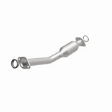 MagnaFlow direct-fit catalytic converter fits 2011-2015 Juke L4 1.6 1.6 inch inlet/outlet stainless steel CARB compliant 52437