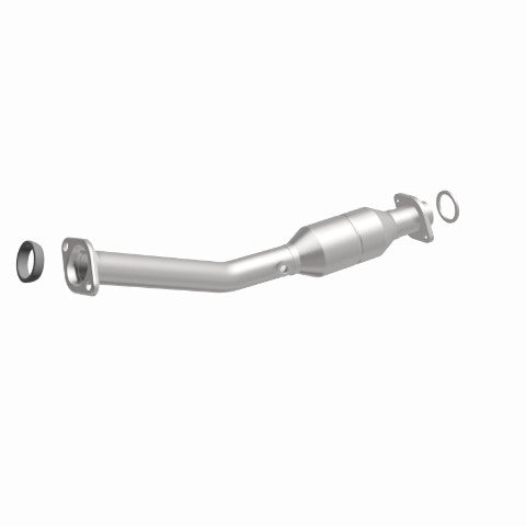 MagnaFlow direct-fit catalytic converter fits 2011-2015 Juke L4 1.6 1.6 inch inlet/outlet stainless steel CARB compliant 52437