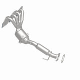 MagnaFlow direct-fit catalytic converter fits 2014-2015 Transit Connect L4 2.5 inch inlet/outlet stainless steel CARB compliant 52444