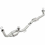 MagnaFlow direct-fit catalytic converter fits 1998-1900 Sienna V6 3 stainless steel CARB compliant 52457