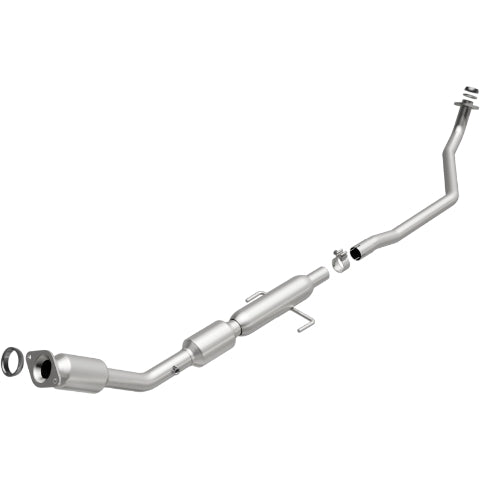 MagnaFlow direct-fit catalytic converter fits 2014-2015 Corolla 1.8 1.8 inch inlet/outlet stainless steel CARB compliant 52524