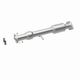 MagnaFlow direct-fit catalytic converter fits 2014-2015 Toyota Highlander 3.5 Undby 3.5 inch inlet/outlet stainless steel CARB compliant 52534