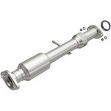 MagnaFlow direct-fit catalytic converter fits 2014-2015 Toyota Highlander 3.5 Undby 3.5 inch inlet/outlet stainless steel CARB compliant 52534