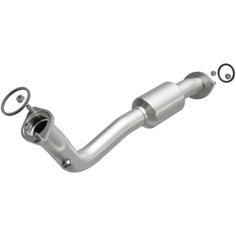 MagnaFlow direct-fit catalytic converter fits 2013-2015 RAV4 2.5 2.5 inch inlet/outlet stainless steel CARB compliant OBDII 52543