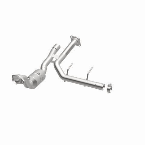 MagnaFlow direct-fit catalytic converter for 2017-2018 Ford F-150 3.5 inch inlet/outlet stainless steel CARB compliant OBDII 52592