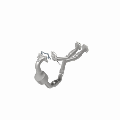 MagnaFlow direct-fit catalytic converter fits 2012-2015 SRX 3.6 3.6 inch inlet/outlet stainless steel CARB compliant 52647