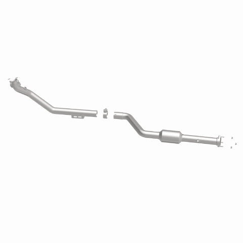 MagnaFlow direct-fit catalytic converter fits 2001-2004 SLK230 2.3 2.3 inch inlet/outlet stainless steel CARB compliant OBDII 52722