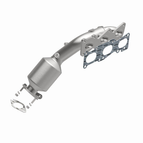 MagnaFlow direct-fit catalytic converter fits 2011-2014 Hyundai Genesis and 2016 Kia K900, this and 2011-2014 Genesis 3.8L stainless steel CARB compliant 52784