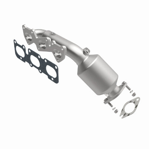 MagnaFlow direct-fit catalytic converter fits 2011-2014 Hyundai Genesis and 2016-2017 Kia K900, this and 2011-2014 Genesis 3.8L stainless steel CARB compliant OBDII 52785