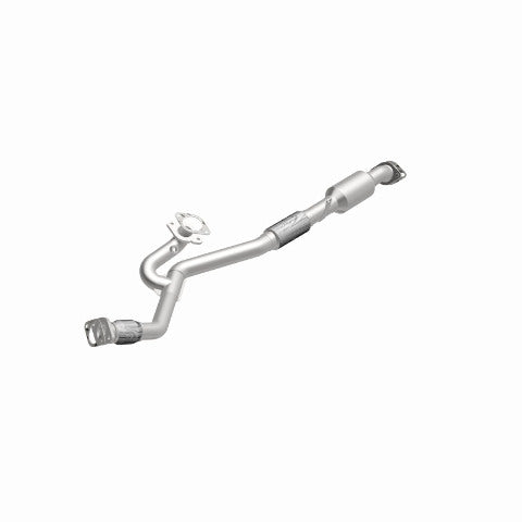 MagnaFlow direct-fit catalytic converter fits 2010-2015 LaCrosse 3 3.6 3.6 inch inlet/outlet stainless steel CARB compliant 52896