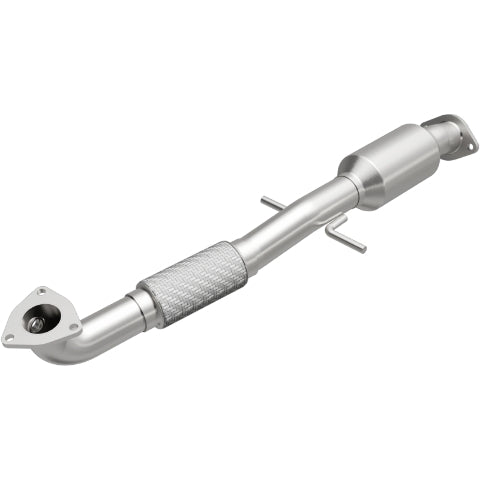 MagnaFlow direct-fit catalytic converter fits 2012-2015 Verano 2.4 2.4 inch inlet/outlet stainless steel CARB compliant 52914
