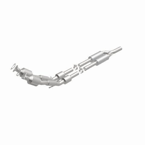 MagnaFlow direct-fit catalytic converter for 2012-2014 VW Passat 3.6 inch inlet/outlet stainless steel CARB compliant 52938