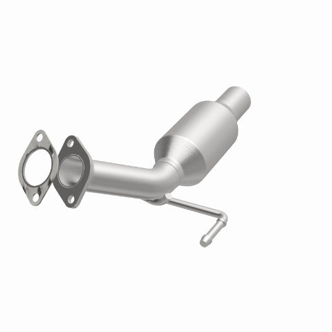 MagnaFlow direct-fit catalytic converter fits 2013-2017 Buick Encore and 2015-2017 Chevrolet Trax, this and 2013-2015 Encore 1.4 1.4 inch inlet/outlet stainless steel CARB complian