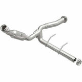 MagnaFlow direct-fit catalytic converter for 2011-2014 Ford F-150 5.0L stainless steel CARB compliant 5551139