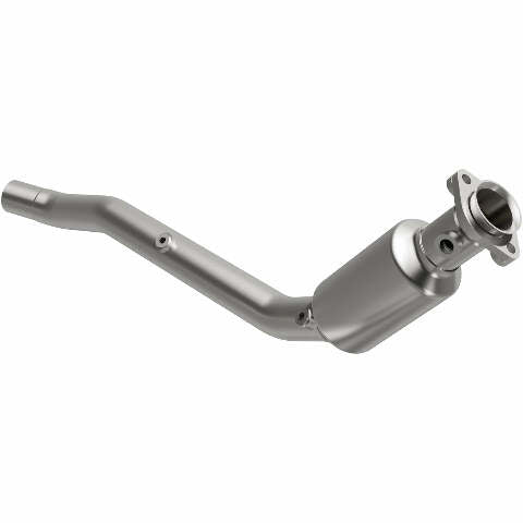 MagnaFlow direct-fit catalytic converter fits 2007-2009 Land Rover Range Rover Sport and Land Rover LR3. Hardware is included to eliminate the hassle of working with corroded facto