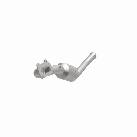 MagnaFlow direct-fit catalytic converter for 2011-2012 Dodge Grand Cherokee stainless steel CARB compliant 5551737