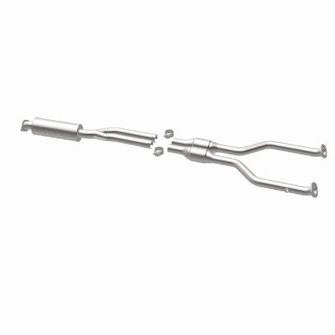 MagnaFlow direct-fit catalytic converter for 2006-2009 Lexus 2.5L stainless steel CARB compliant 5571168