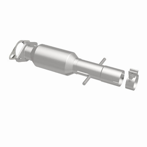 MagnaFlow direct-fit catalytic converter fits 2008-2010 Pontiac G6, 2008 Chevrolet Malibu, and additional vehicles and 2008 Chevrolet Malibu 2.4L stainless steel CARB compliant 557