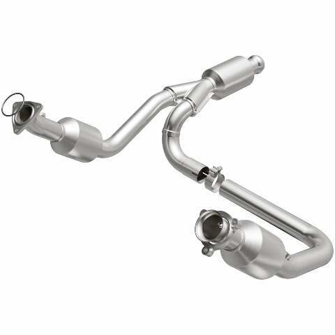 MagnaFlow direct-fit catalytic converter for 2014-2016 Chevy Silverado 1500 stainless steel CARB compliant 5582642