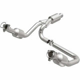 MagnaFlow direct-fit catalytic converter for 2014-2016 Chevy Silverado 1500 stainless steel CARB compliant 5582642