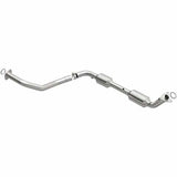 MagnaFlow direct-fit catalytic converter for 2007-2016 Toyota Tundra 5.7L stainless steel CARB compliant 5582935