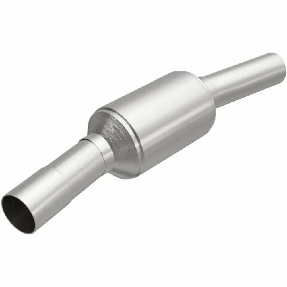 MagnaFlow direct-fit catalytic converter fits 1975-1986 Chevrolet C10, Chevrolet K10, and additional vehicles and 1975-1994 GM Truck CA stainless steel CARB compliant 3391432
