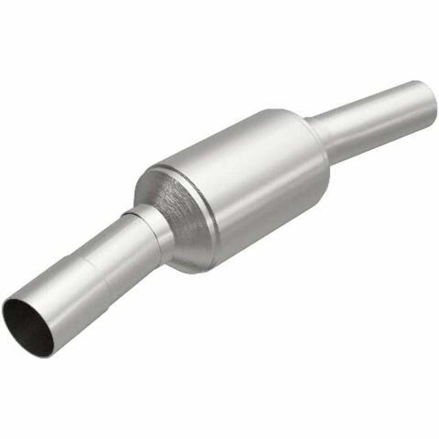 MagnaFlow direct-fit catalytic converter fits 1975-1986 Chevrolet C10, Chevrolet K10, and additional vehicles and 1975-1994 GM Truck CA stainless steel CARB compliant 3391432