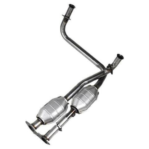 direct-fit catalytic converter fits 1999-2000 Cadillac Escalade 5.7L V8 and 1996-1999 Chevy C1500 5.7L V8 rear front Federal EPA with gaskets 7712054 Schultz