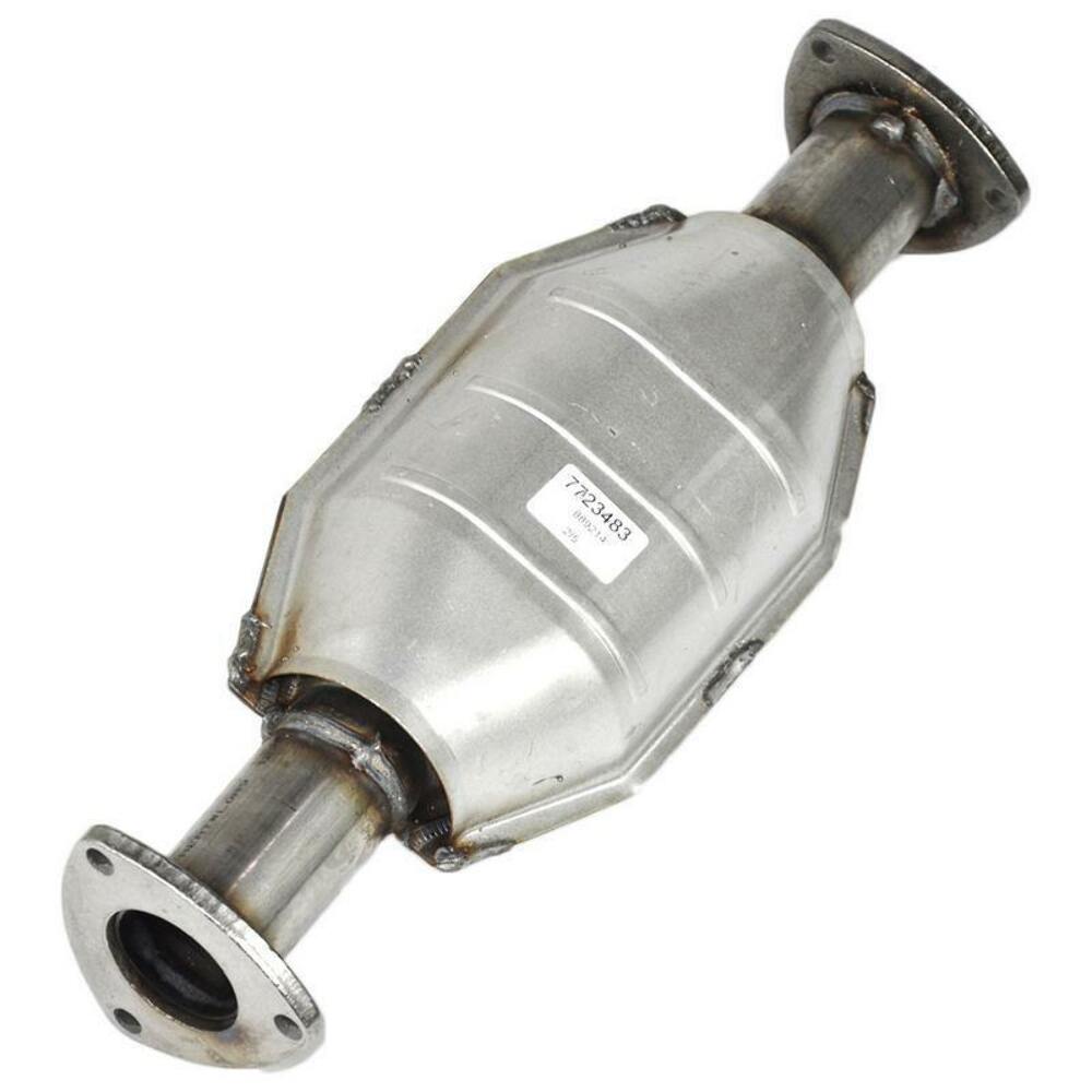 direct-fit catalytic converter fits 1993-1995 Berett a 2.2L and 1993-1995 Chevy Beretta 2.2L L4 rear front Federal EPA with gaskets 7712064 Schultz
