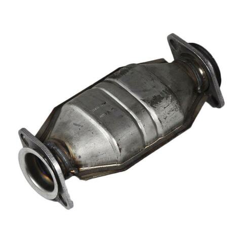 direct-fit catalytic converter fits 1998-2001 Nissan Altima 2.4L L4 and 1995-1998 Nissan 240SX 2.4L L4 rear front Federal EPA with gaskets 7712081 Schultz