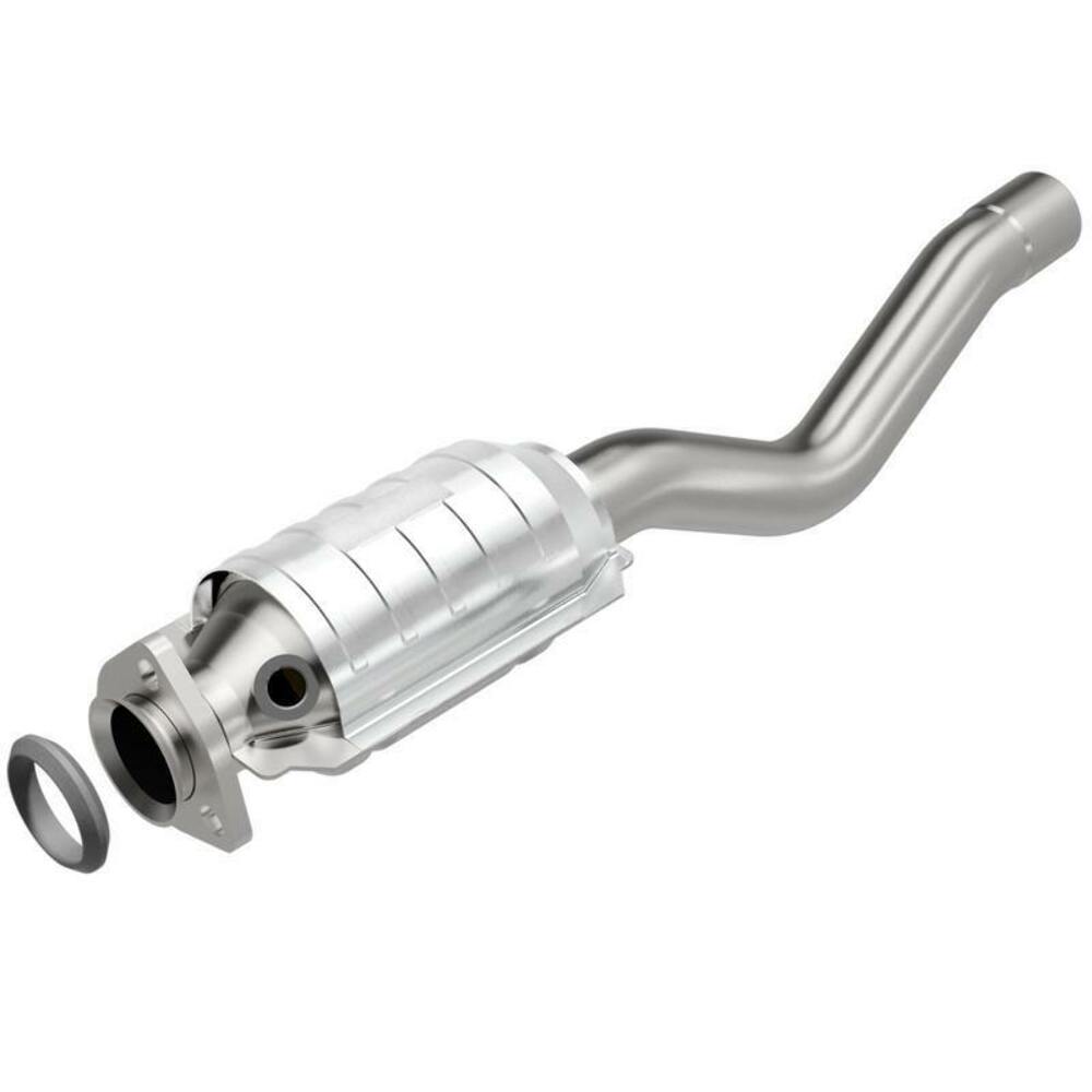 direct-fit catalytic converter fits 1985-1992 Volvo 740 2.3L and 1985-1992 Volvo 740 2.3L L4 rear front Federal EPA gasket included 7713120 Schultz
