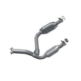 direct-fit catalytic converter fits 2007-2008 Avalanch e 5.3L and 2007-2008 Chevy Tahoe 4.8L V8 rear front Federal EPA gasket included 7713159 Schultz
