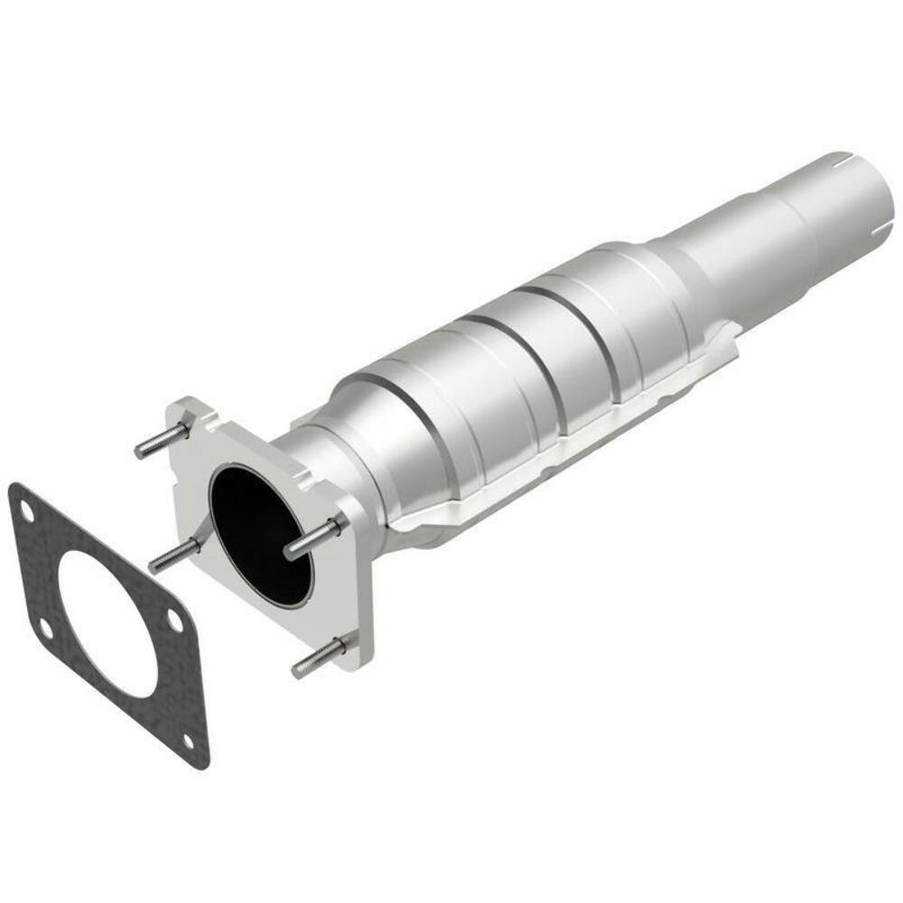 direct-fit catalytic converter fits 2001 Oldsmobile Aurora 4L and 2000-2005 Cadillac DeVille 4.6L V8 rear front Federal EPA gasket included 7713278 Schultz